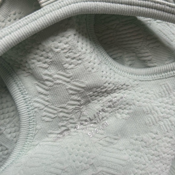 Offline by Aerie mint floral textured workout set 7” inseam size small - Picture 4 of 4